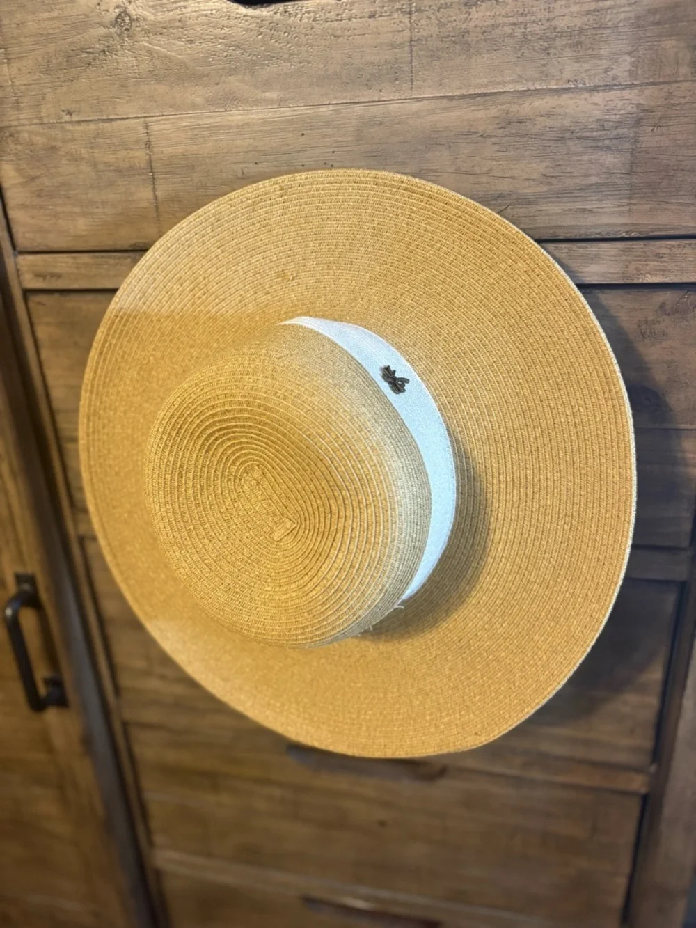 Straw Wide Brim Panama Hat Neutral Tan w/ Cream Band Bee Detail Boho‎ Beach Sun